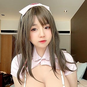 Mika Ying