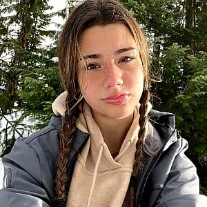 Mikayla Campinos