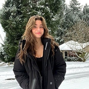 Mikayla Campinos