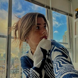 Mikayla Campinos