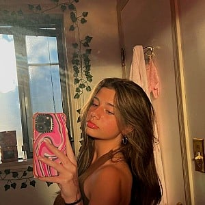 Mikayla Campinos