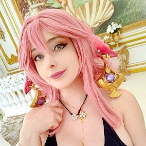 Mikomi Hokina