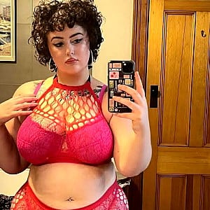 Mila Bloom