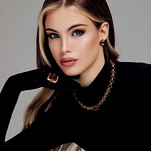 Mila E