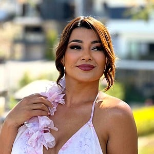 Milagros Flores