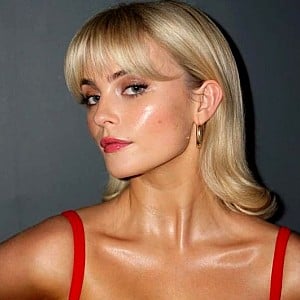 Millie Gibson
