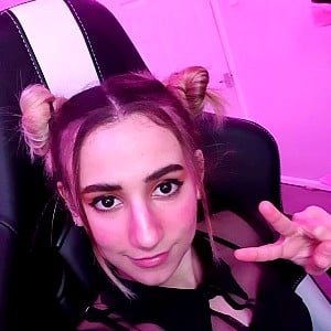 Millie Mochis