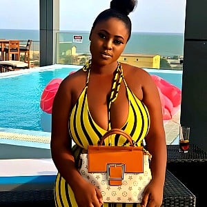Mimie Sarkcess