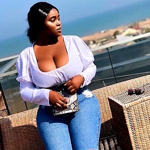 Mimie Sarkcess
