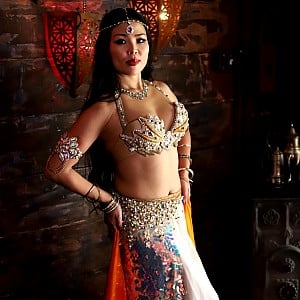 Mio Takahashi (BellyDancer)