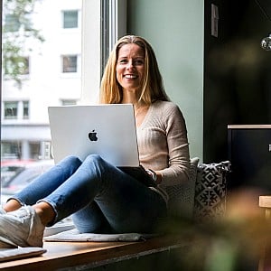Miriam Lange