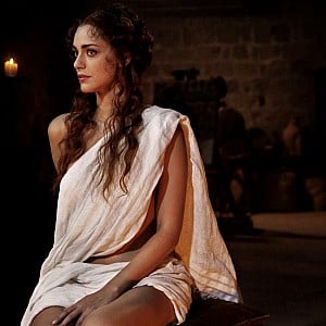 Miriam Leone
