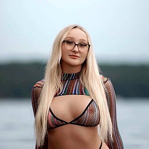 Miss Blondiie