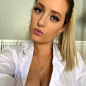Miss Cassi