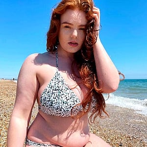 Miss Deadly Red