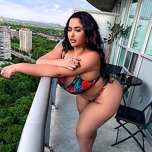 Miss Diamond Doll