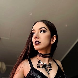 MissMikkaa