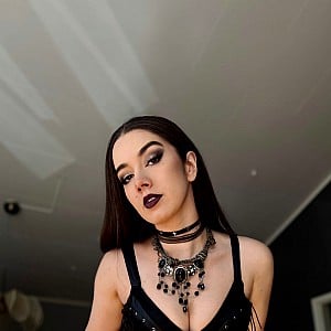 MissMikkaa