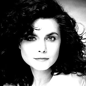 Mitzi Kapture