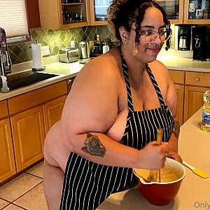 Mmmilkygf
