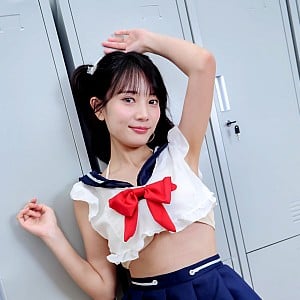 Moe Sakakibara