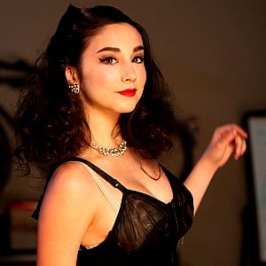 Molly Ephraim