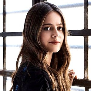 Molly Gordon
