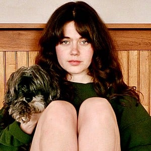 Molly Gordon