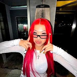Molly Santana