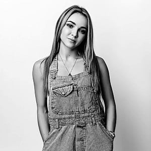 Molly Stone