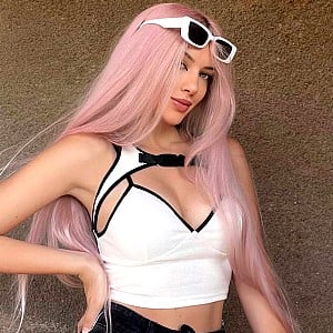 Molly Veselinova