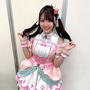 Momo Asakura