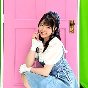 Momo Asakura