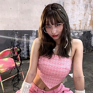 Momo Hirai