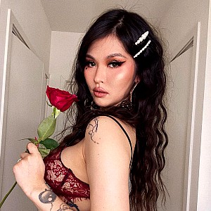 Momo Okimoto