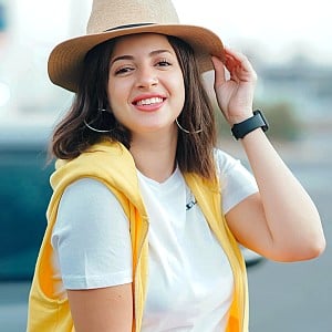 Mona Farouk