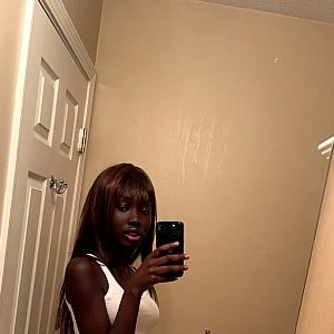 Mona Onyxxx
