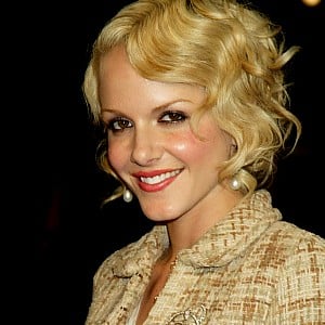 Monet Mazur
