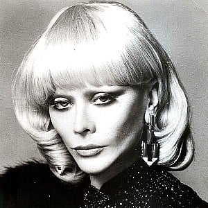 Monique Van Vooren