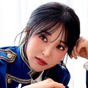 Moon Byul-yi