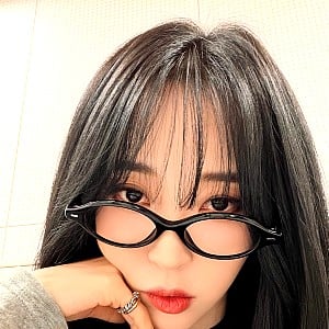 Moon Byul-yi
