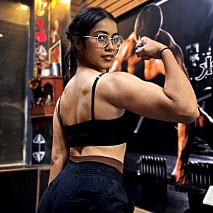 Muscle Barbie (2)