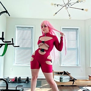 Muscle Mommy Cosplays