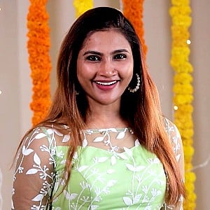 Myna Nandhini