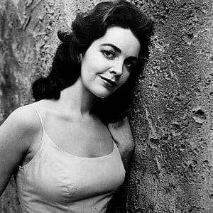 Myrna Fahey