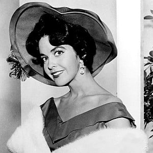 Myrna Fahey