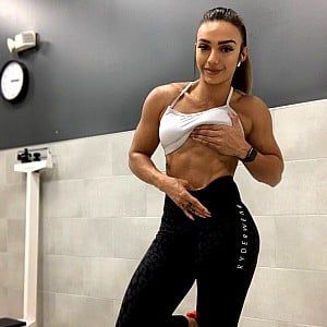 Nadia Amy
