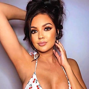 Nadia Vega