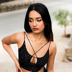 Naela Paul