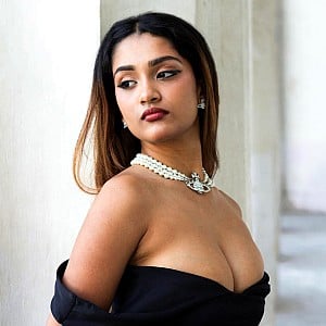 Naela Paul